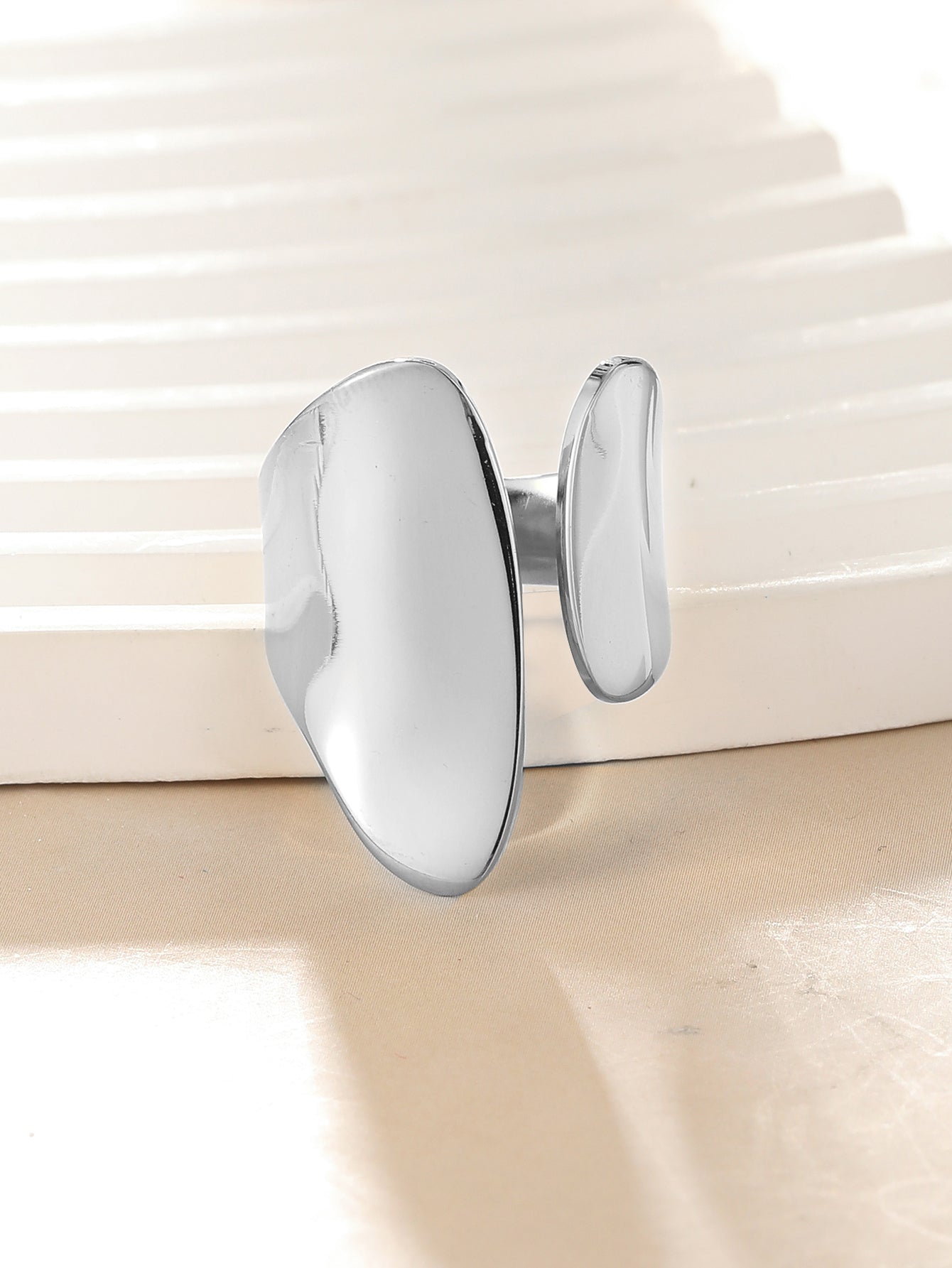 Savvi Ring
