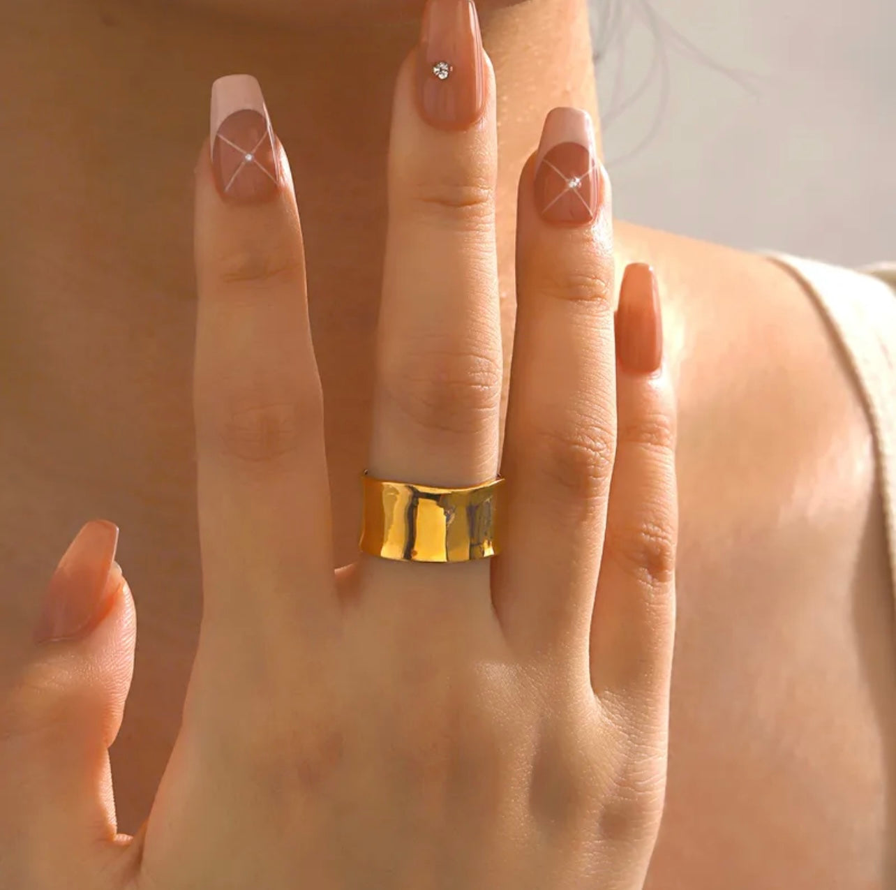 Eve Ring