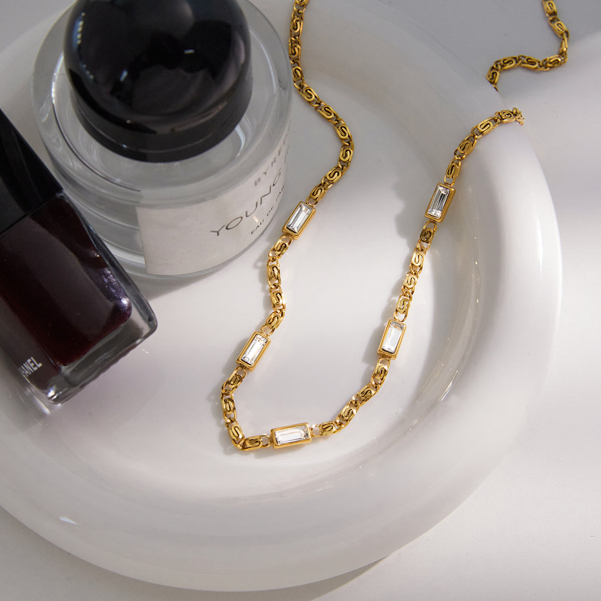 Stella Necklace