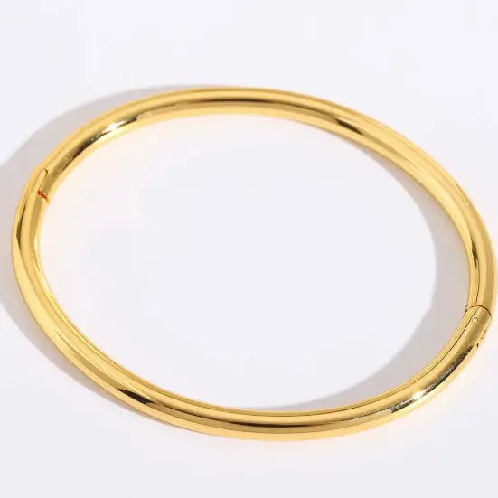 Sleek Bangle